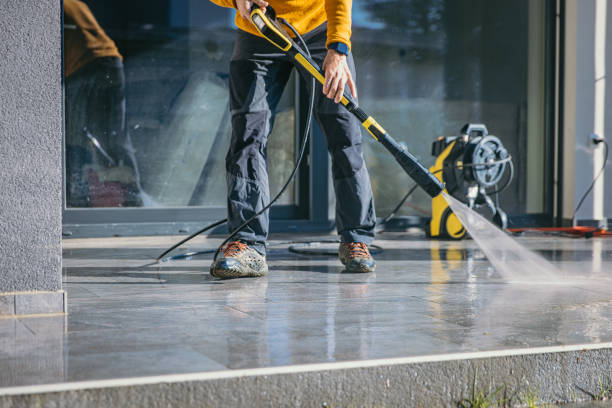 Best Driveway Pressure Washing  in Lombard, IL